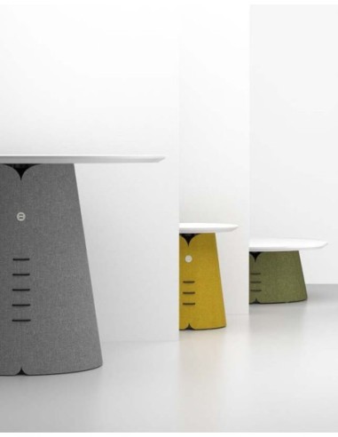 Collar Round Medium Table with USB Charger