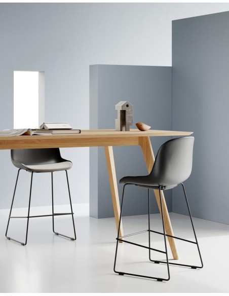 Savannah Wood Veneer High Table