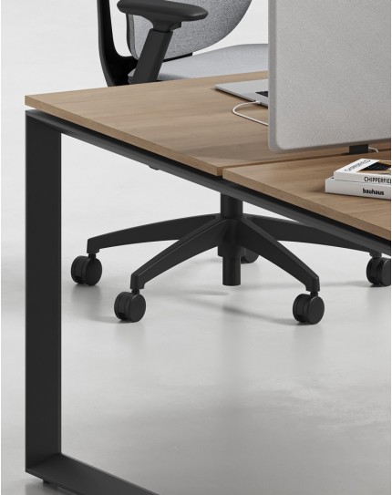 Ace Series Cluster of 6x Face to Face Workstation Desk Amber Walnut Black