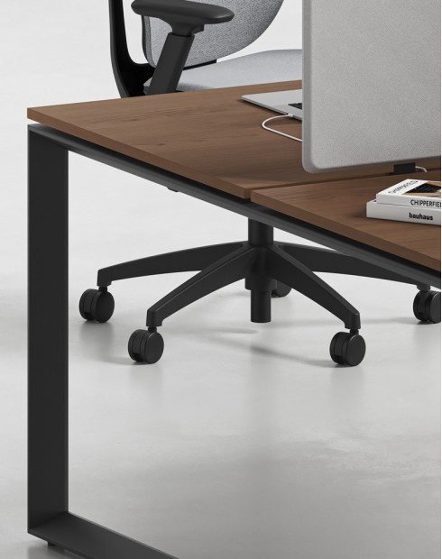 Ace Series Cluster of 4 Face to Face Workstation Alpine Walnut Black