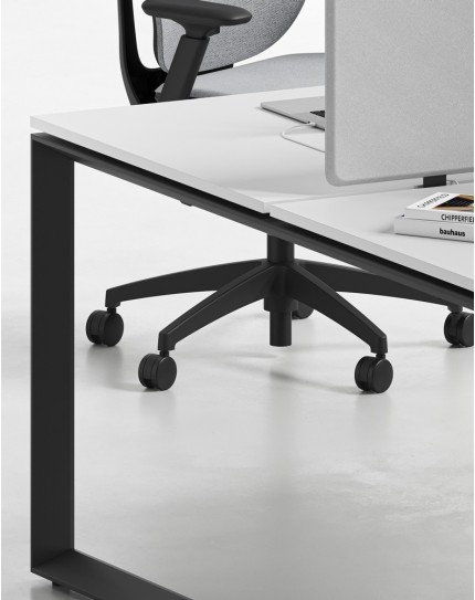 Ace Series Cluster of 4 Face to Face Workstation White Black