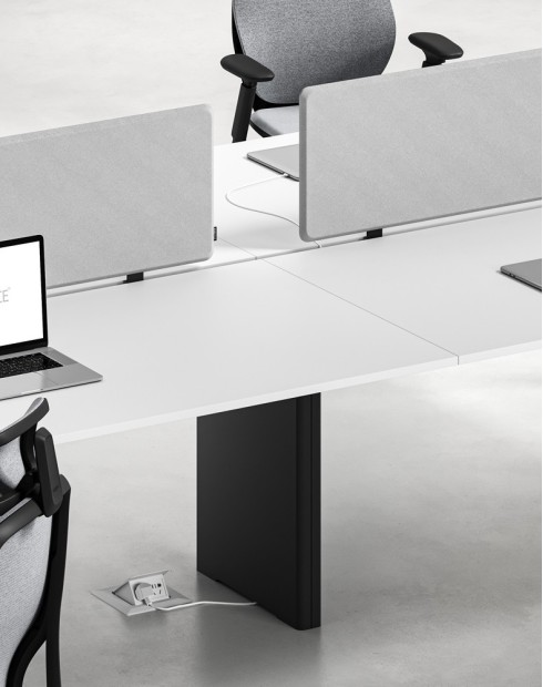 Ace Series Cluster of 4 Face to Face Workstation White Black