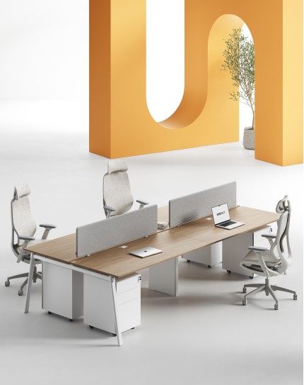 AVA Series Cluster of 4 Face to Face Workstation Amber W