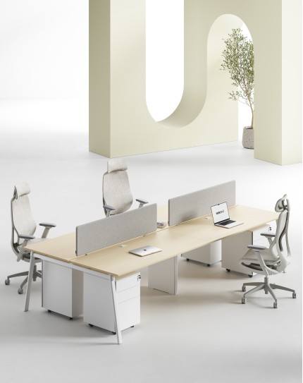 AVA Series Cluster of 4 Face to Face Workstation Artisan W