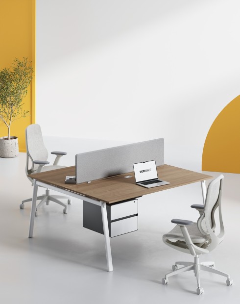 AVA Series Cluster of 2x Face to Face Workstation Amber W