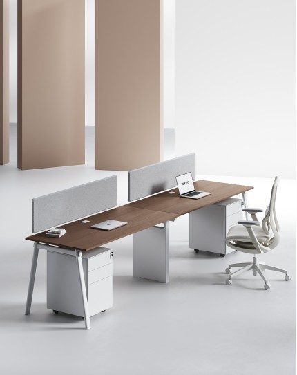 AVA Series Cluster of 2 Single Line Workstation Alpine W