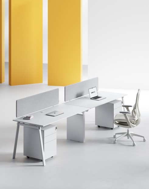 AVA Series Cluster of 2 Single Line Workstation White W