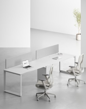 Ace Series Cluster of 2 Single Line Workstation White W