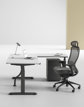 Max Series Triple Motor L-Shape Height Adjustable Desk White B