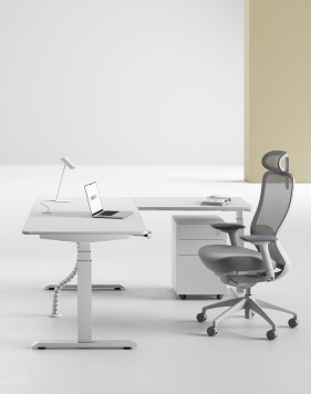 Max Series Triple Motor L-Shape Height Adjustable Desk 2